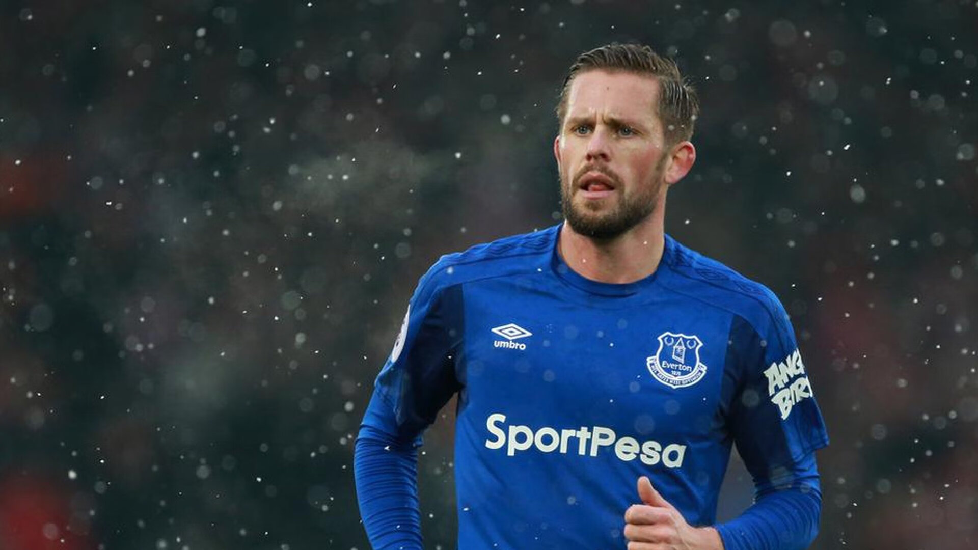 未来“足球帝国”新星在欧冠绽放光彩，足球未来10大新星